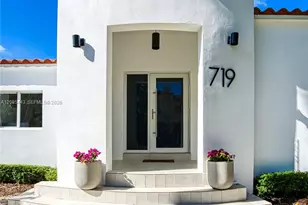 719 W 51st St, Miami Beach, FL 33140 - Photo 34