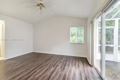 1211 Golden Cane Dr, Weston, FL 33327 - Photo 10