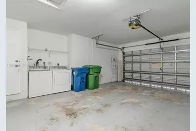 1211 Golden Cane Dr, Weston, FL 33327 - Photo 22