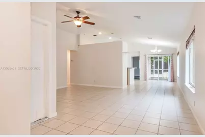 1211 Golden Cane Dr, Weston, FL 33327 - Photo 2