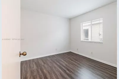 1211 Golden Cane Dr, Weston, FL 33327 - Photo 16