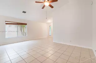 1211 Golden Cane Dr, Weston, FL 33327 - Photo 4