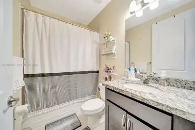 11355 SW 14th St #0, Pembroke Pines, FL 33025 - Photo 38