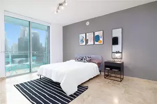 90 SW 3rd St, Miami, FL 33130 - Photo 6