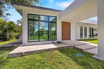 7885 SW 117th St, Pinecrest, FL 33156 - Photo 4