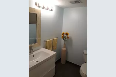 8100 Byron Ave #504, Miami Beach, FL 33141 - Photo 16