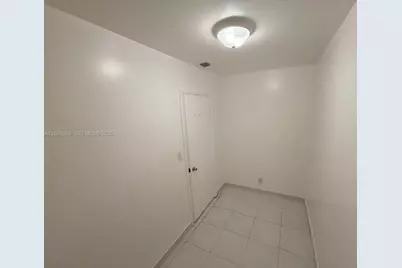 3178 N Pine Island Rd #805, Sunrise, FL 33351 - Photo 20