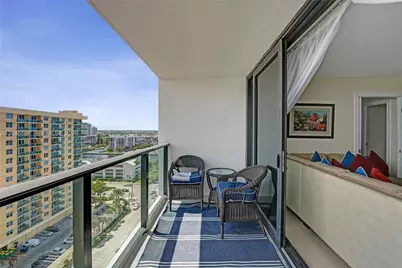 2301 S Ocean Dr #1608, Hollywood, FL 33019 - Photo 4