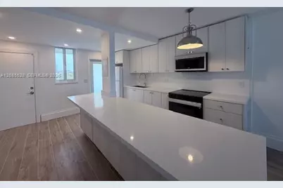3000 Marcos Dr #P305, Aventura, FL 33160 - Photo 2