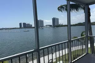3000 Marcos Dr, Aventura, FL 33160 - Photo 16