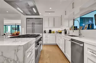 2802 Prairie Ave, Miami Beach, FL 33140 - Photo 2