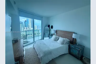 1900 N Bayshore Dr #2306, Miami, FL 33132 - Photo 14