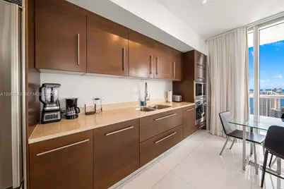 485 Brickell Ave #4410, Miami, FL 33131 - Photo 4