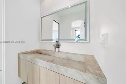 34 SW 26th Rd #0, Miami, FL 33129 - Photo 14