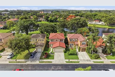 4258 NW 1st Dr, Deerfield Beach, FL 33442 - Photo 30