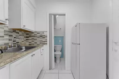 201 SW 51st Ct #5, Miami, FL 33134 - Photo 6