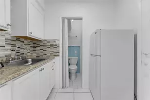 201 SW 51st Ct, Miami, FL 33134 - Photo 6