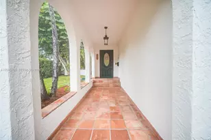 1114 Columbus Blvd, Coral Gables, FL 33134 - Photo 2