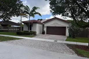 15455 SW 173rd St, Miami, FL 33187 - Photo 2