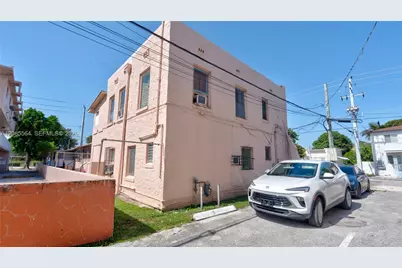 625 SW 18th Ave, Miami, FL 33135 - Photo 48