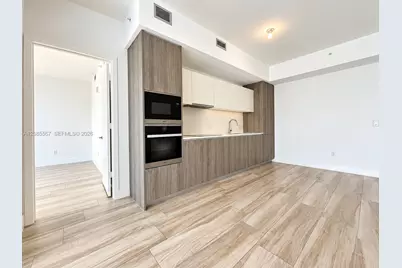 2900 NE 7th Ave #1104, Miami, FL 33137 - Photo 2