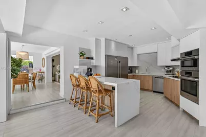 755 Curtiswood Dr, Key Biscayne, FL 33149 - Photo 12