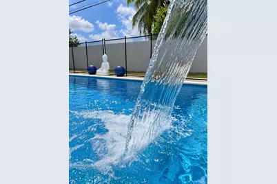 240 N 68th Ave, Hollywood, FL 33024 - Photo 8