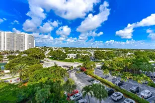 600 Parkview Dr, Hallandale Beach, FL 33009 - Photo 24