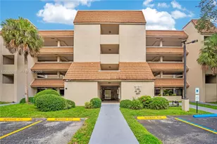 601 Ives Dairy Rd, Miami, FL 33179 - Photo 1