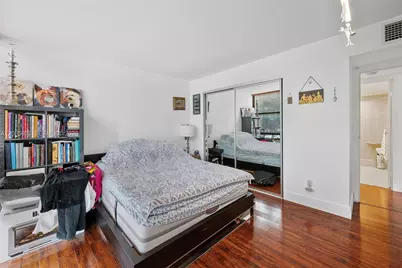1000 Parkview Dr #220, Hallandale Beach, FL 33009 - Photo 18