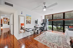 1000 Parkview Dr, Hallandale Beach, FL 33009 - Photo 20