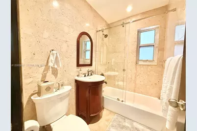 2001 Coral Gate Dr, Miami, FL 33145 - Photo 20