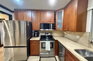 2001 Coral Gate Dr, Miami, FL 33145 - Photo 16