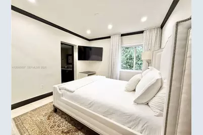 2001 Coral Gate Dr, Miami, FL 33145 - Photo 24