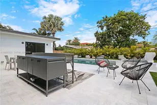 811 NE 17th Ct, Fort Lauderdale, FL 33305 - Photo 32
