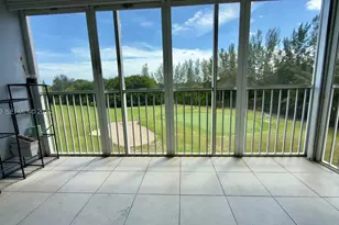3150 N Palm Aire Dr, Pompano Beach, FL 33069 - Photo 8