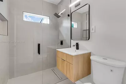 1525 NE 18th Ave, Fort Lauderdale, FL 33304 - Photo 14