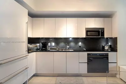 1010 Brickell Ave #2508, Miami, FL 33131 - Photo 2