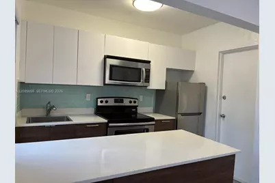 689 NE 92nd St #11G, Miami Shores, FL 33138 - Photo 4