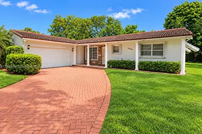 14961 Egan Ln, Miami Lakes, FL 33014 - Photo 2