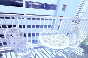 104 SW 9th St, Miami, FL 33130 - Photo 8