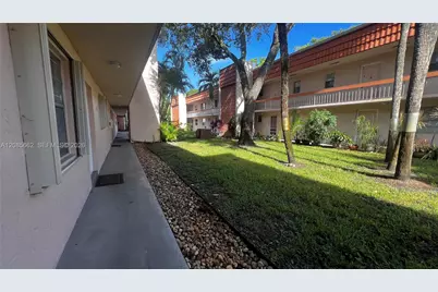 7610 Stirling Rd #103B, Davie, FL 33024 - Photo 22