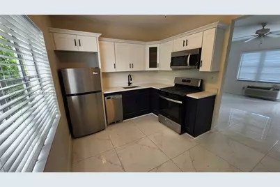 847 81st St #7, Miami Beach, FL 33141 - Photo 2