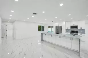 10601 NW 43rd Ct, Coral Springs, FL 33065 - Photo 16