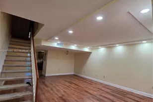 1421 NW 123rd Terrace, Pembroke Pines, FL 33026 - Photo 18