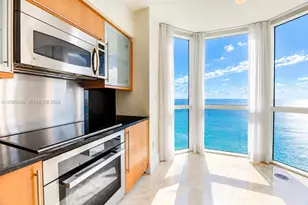 6365 Collins Ave, Miami Beach, FL 33141 - Photo 18