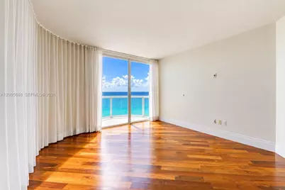 6365 Collins Ave #3403, Miami Beach, FL 33141 - Photo 10