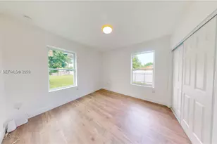 511 SE 2nd St, Hialeah, FL 33010 - Photo 16