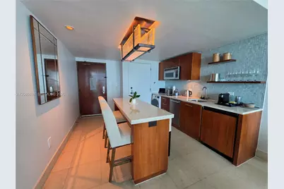 6801 Collins Ave #1014 Legal 1004 Door, Miami Beach, FL 33141 - Photo 8