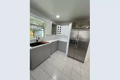 15710 SW 304th St, Homestead, FL 33033 - Photo 8